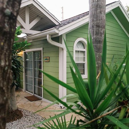 Gulfside Resorts Indian Rocks Beach Exterior photo
